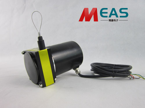 ����λ�ƾ��a��ʹ���֪��С����(l��i)�ش�