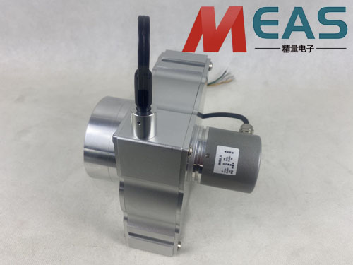 ����λ�ƾ��a������ͨ�^��݆�D(zhu��n)�P�C��(g��u)�M���^��