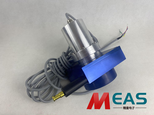 ����λ�ƾ��a��С�����������һ�������Č��I(y��)���R(sh��)