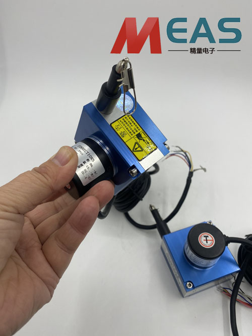 ���Kλ�ƾ��a���������M�к����ă�(y��u)�����{(di��o)��